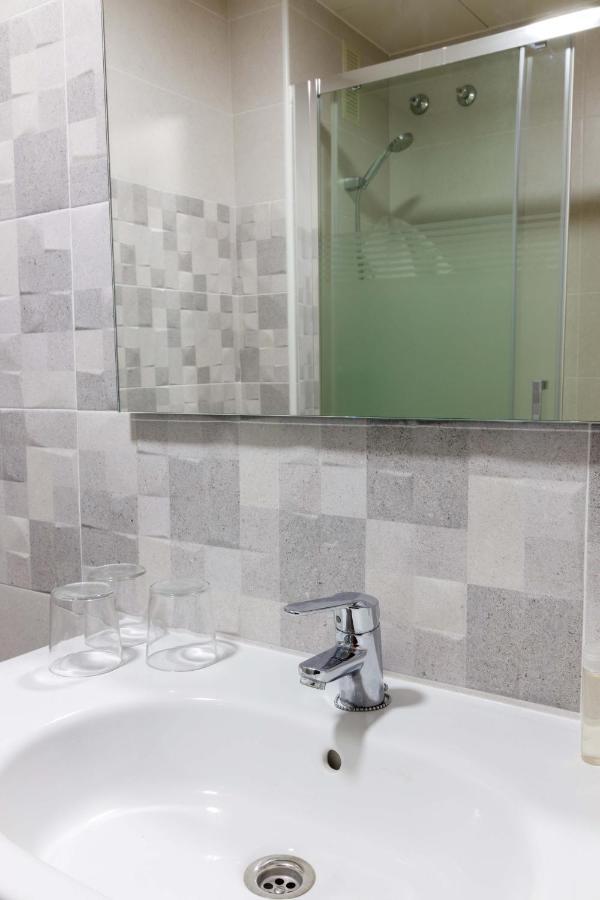 Triple Room,1084252612:JPEG