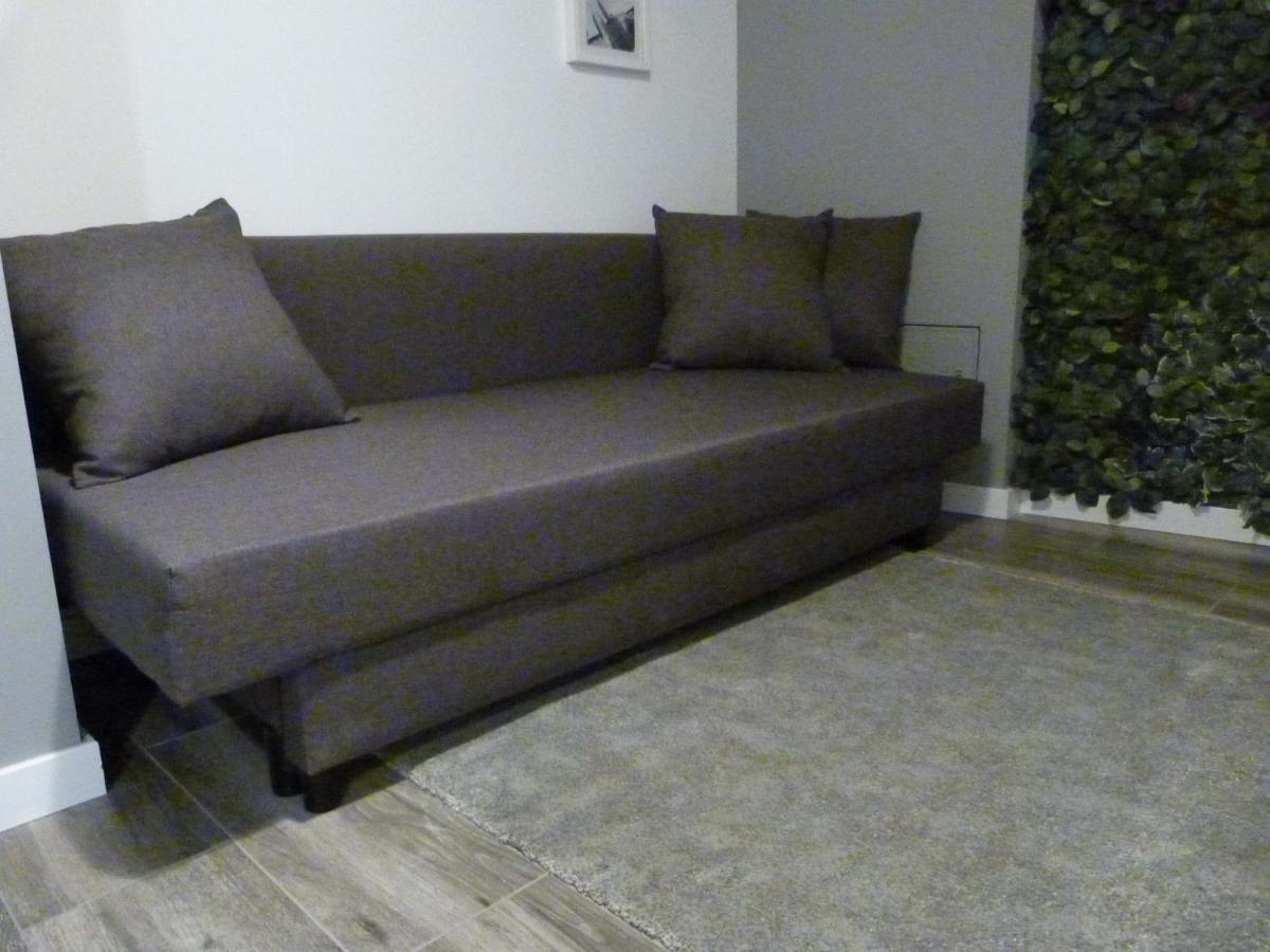 Standard Studio