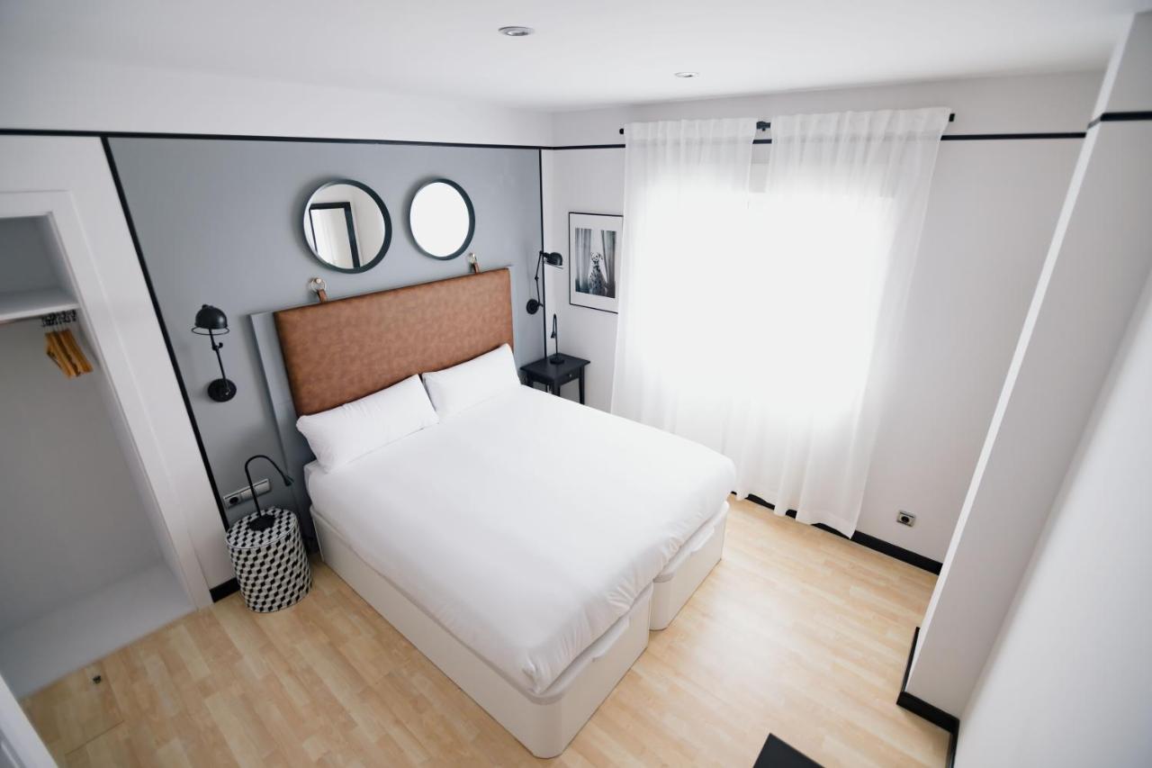 Standard Double Room,1111183461:JPEG