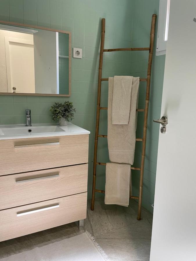 Single Room Shared Terrace