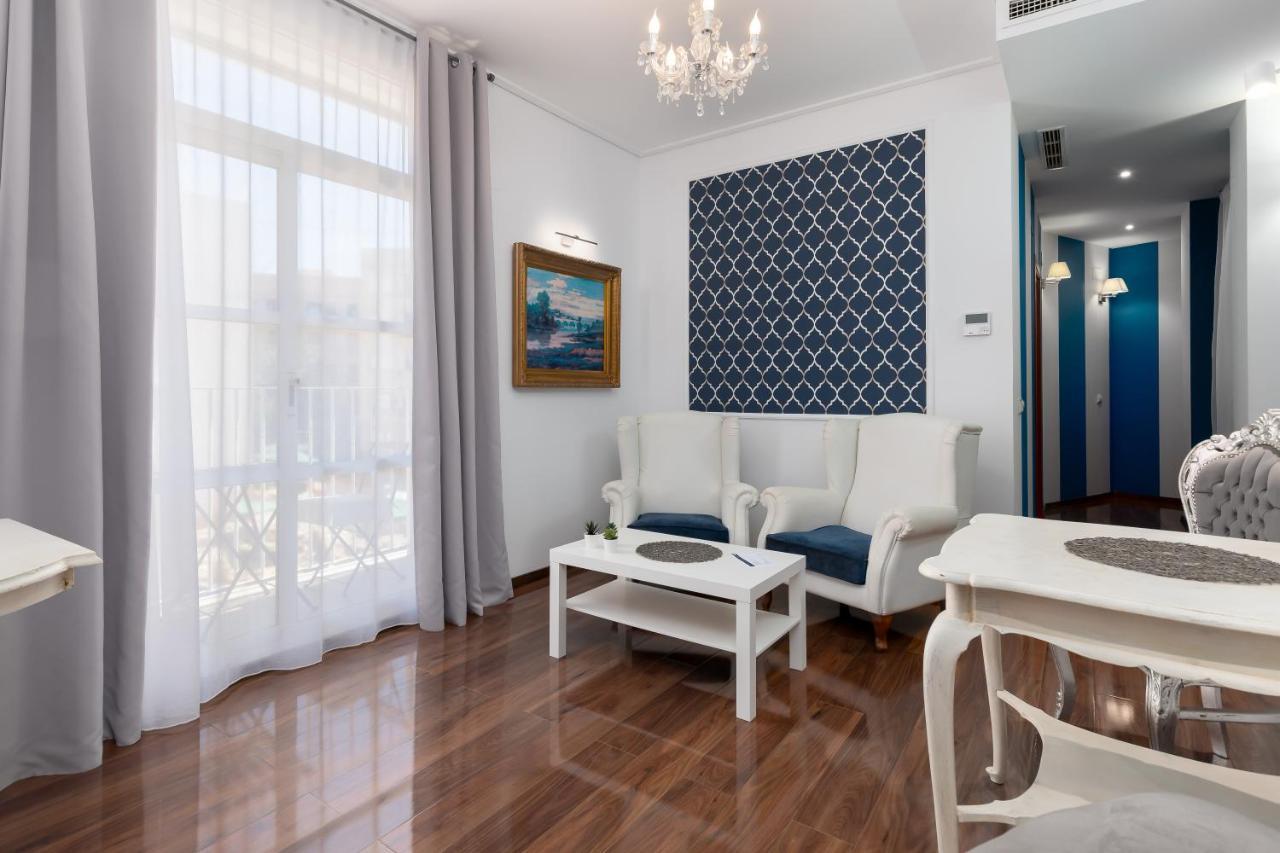 One-Bedroom Apartment,1127693445:JPEG