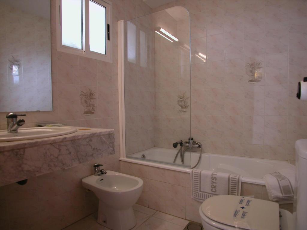Family Room,10976355:JPEG
