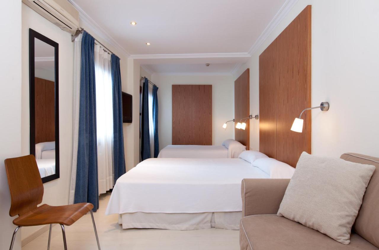 Comfort Quadruple Room,1498792951:JPEG