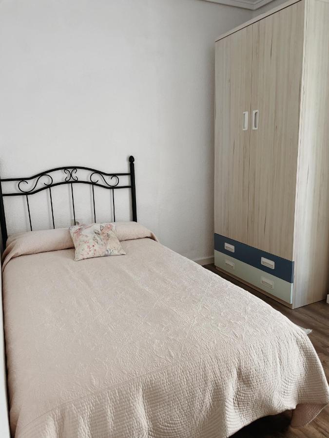 Single Room Shared Terrace
