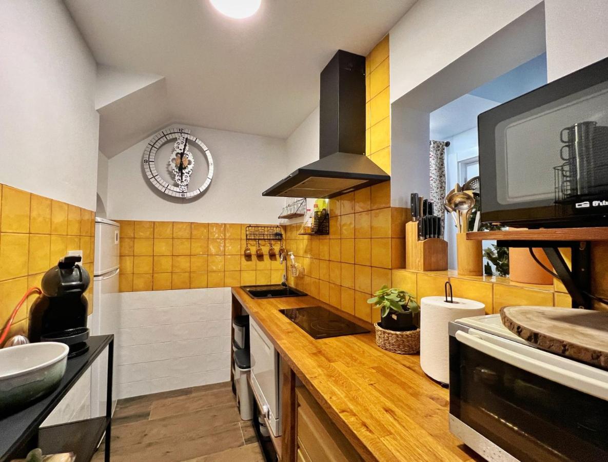Two-Bedroom House,1198452727:JPEG