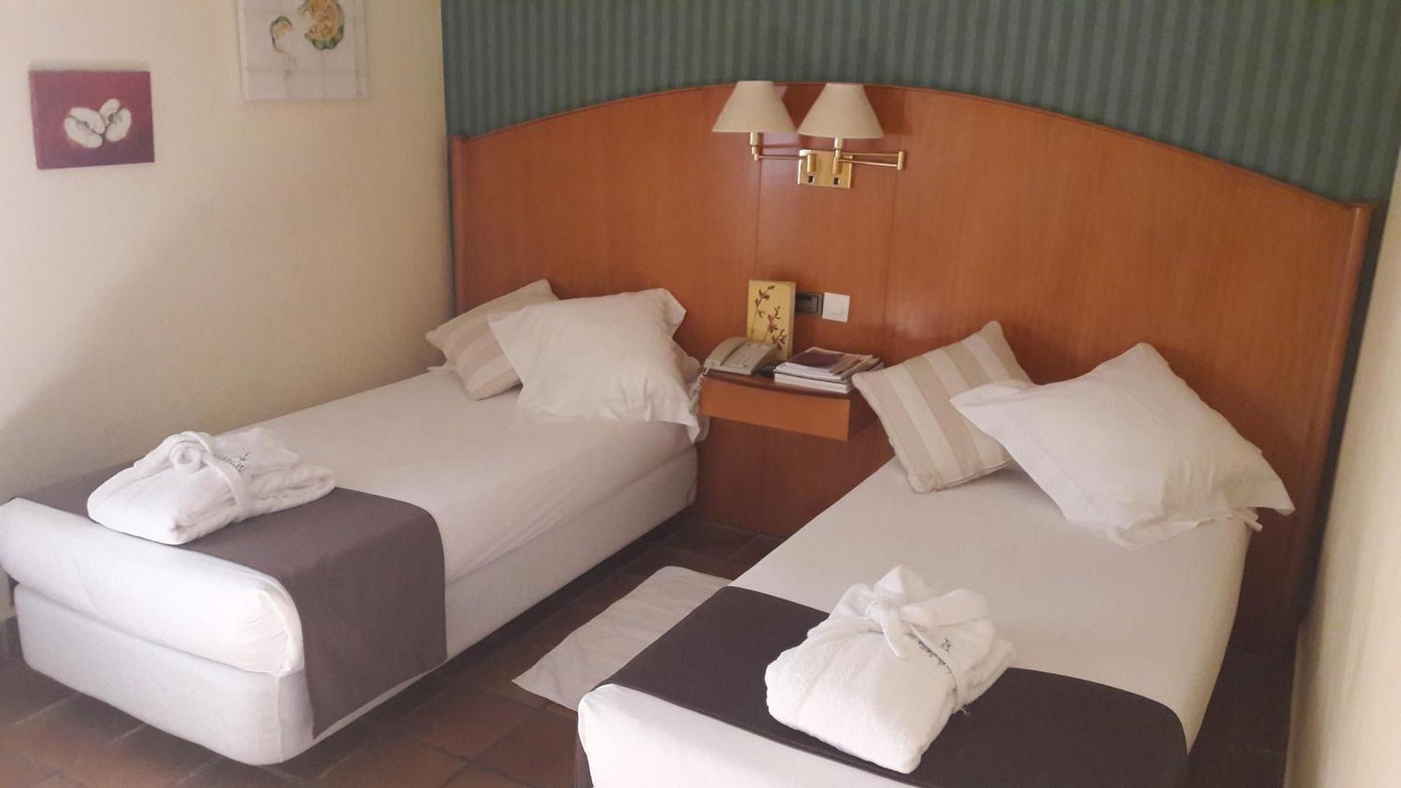 Double or Twin Room,1272696538:JPEG