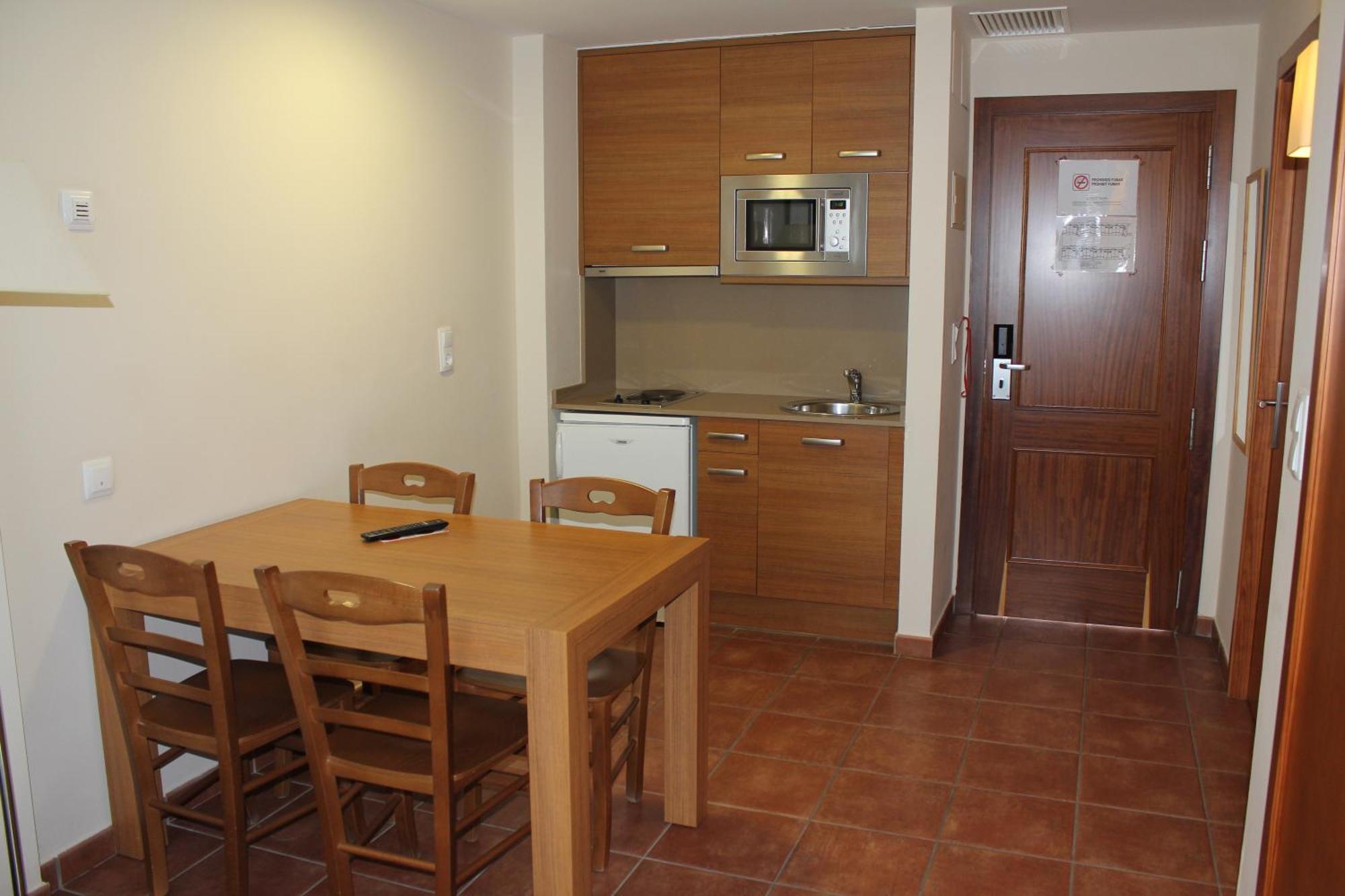 One-Bedroom Apartment,257374741:JPEG