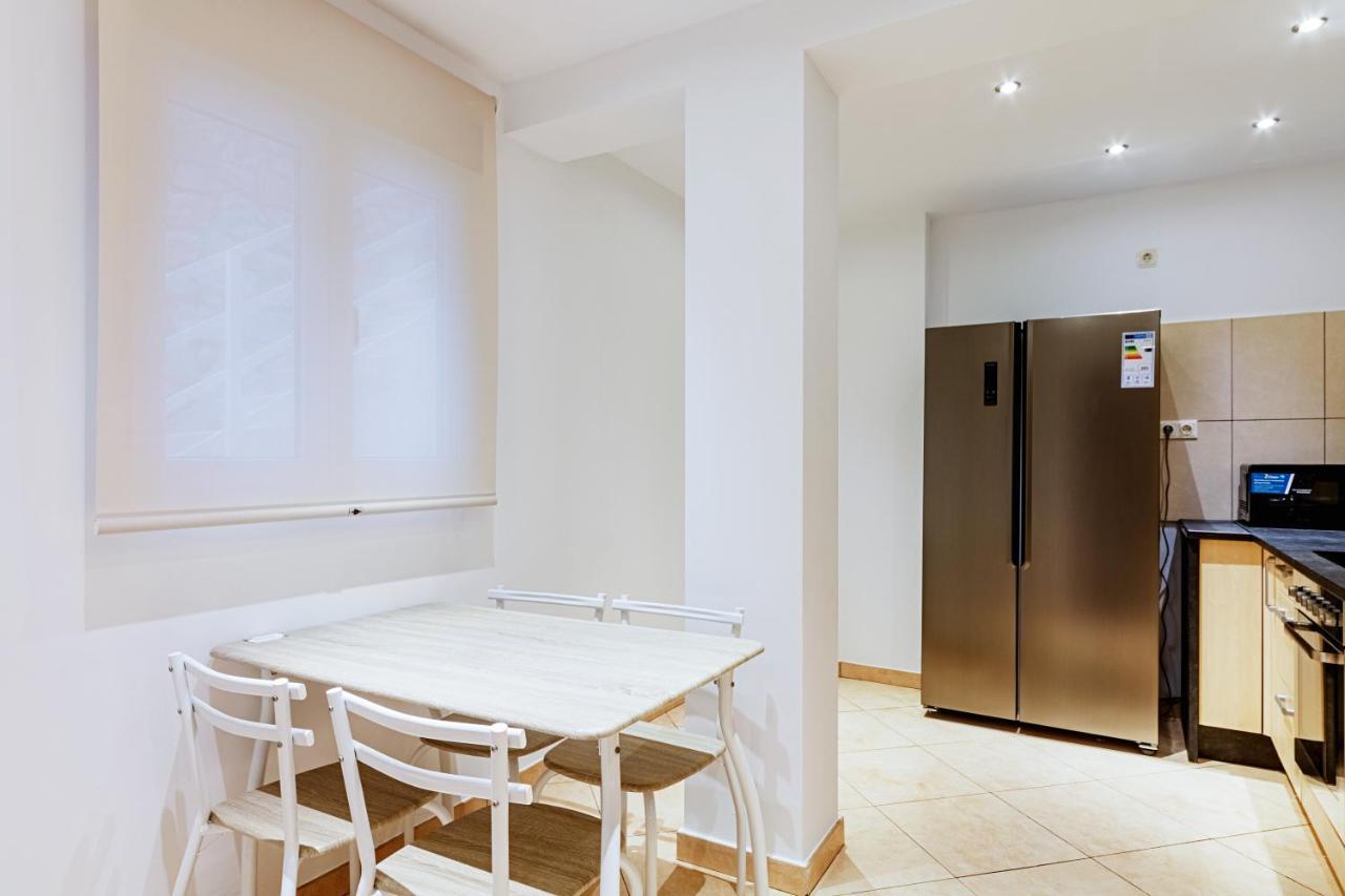 Deluxe Apartment Sea Views