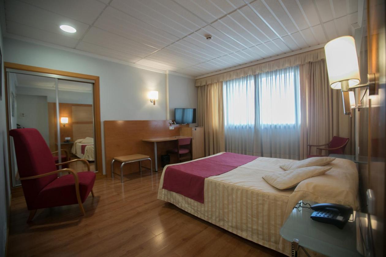 Romantic Deluxe Double or Twin Room,1228030550:JPEG