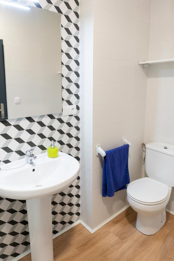 Basic Single Room