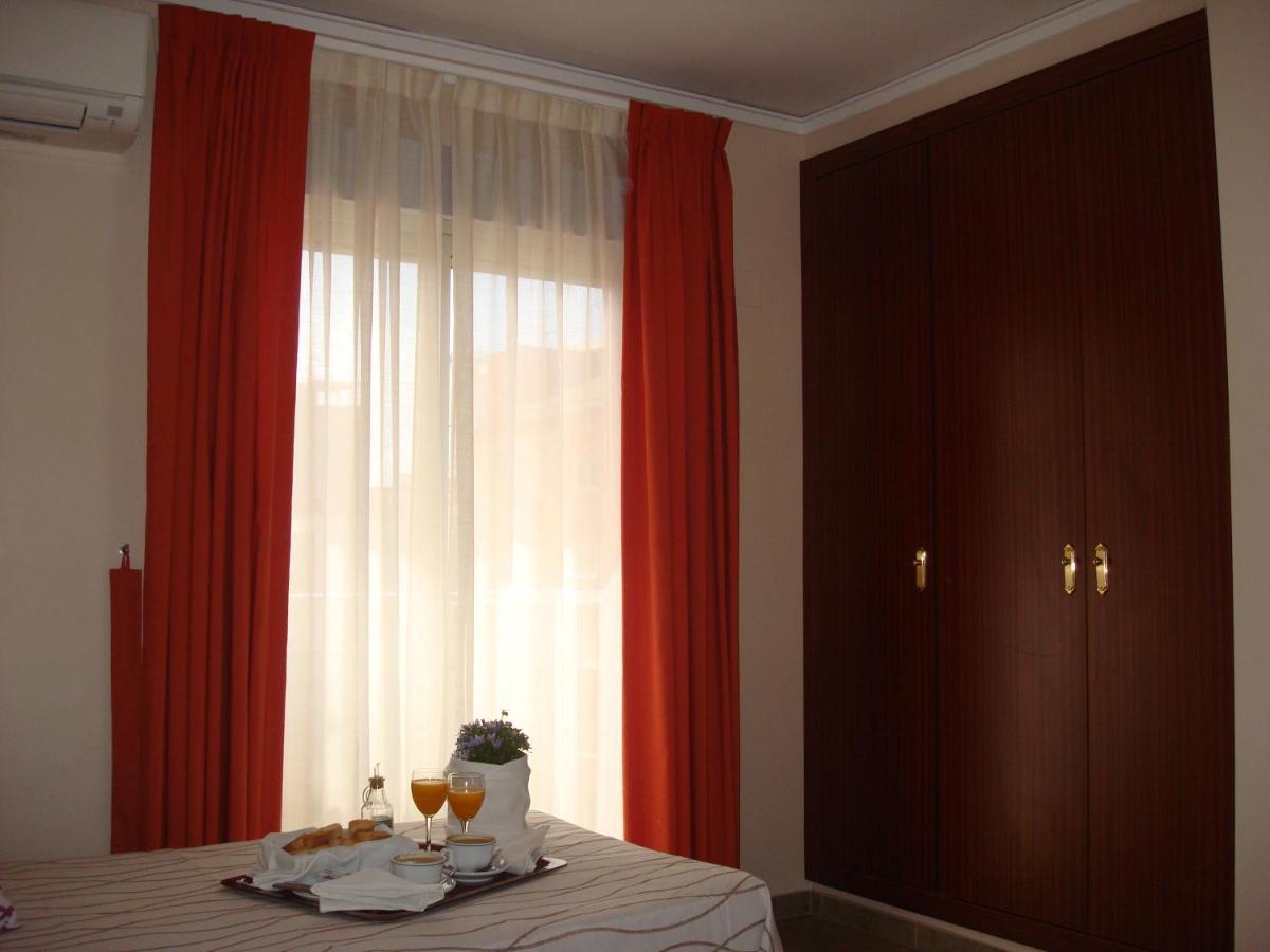 Twin Room,1396202102:JPEG