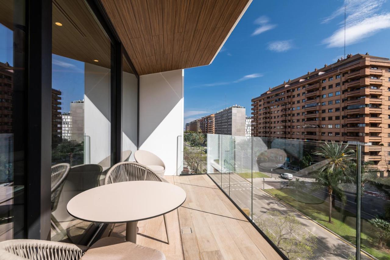 Apartment Terrace,1241857303:JPEG