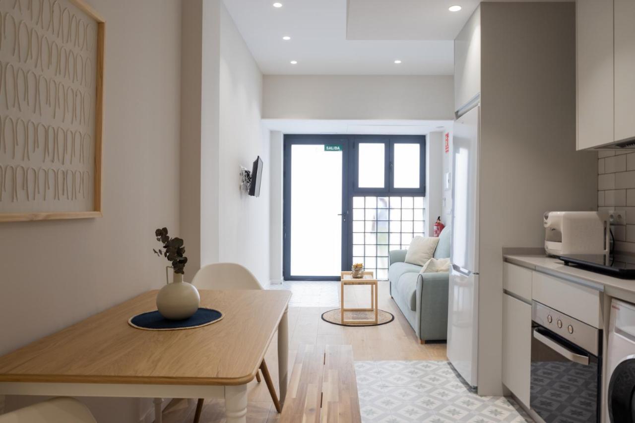 Family Room,1256915005:JPEG