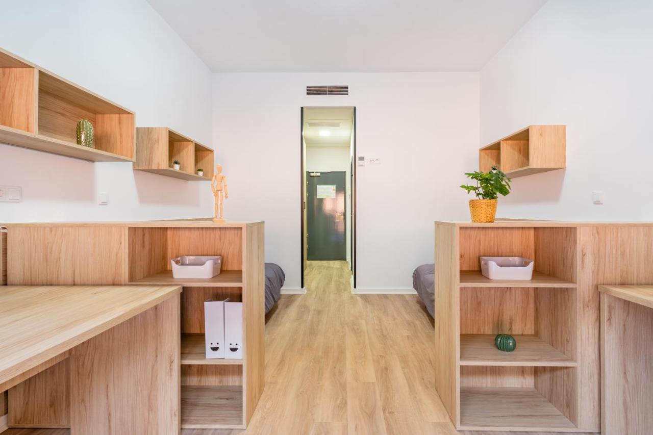 Basic Twin Room