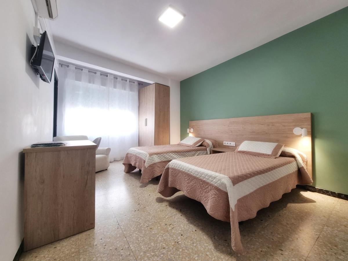 Double or Twin Room,1037230189:JPEG