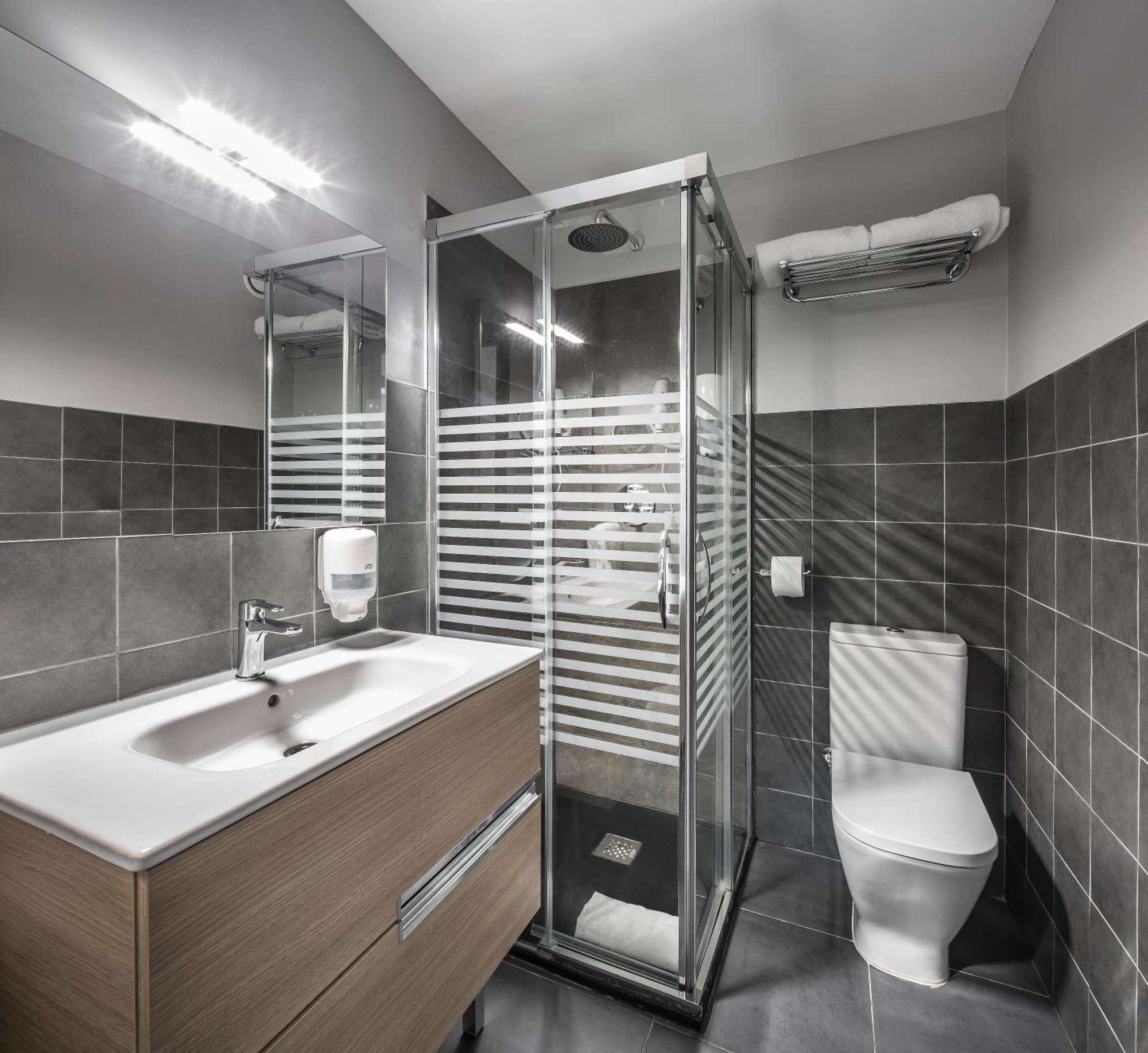 Studio Apartment,1286072758:JPEG