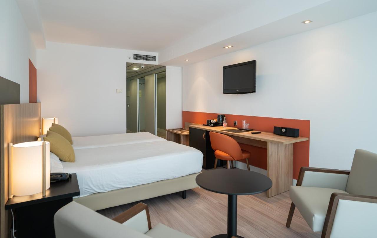 Deluxe Double Room,1294044775:JPEG