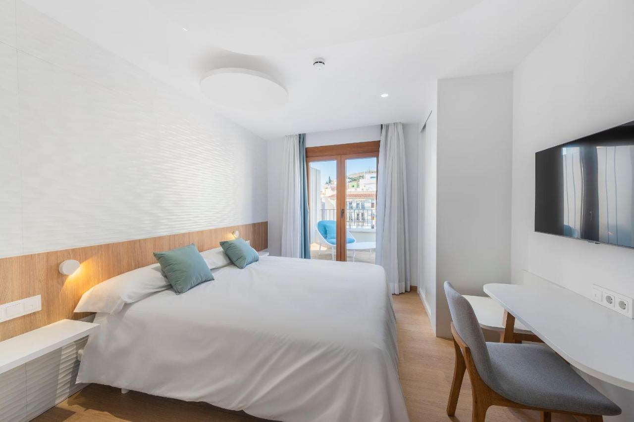 Deluxe Apartment,1297335595:JPEG