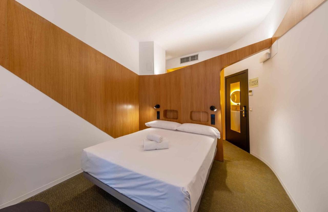 Superior Double Room,1324291249:JPEG