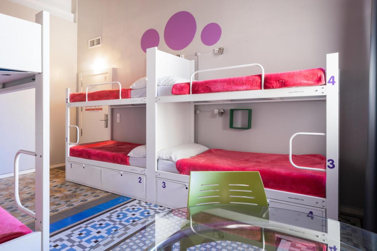 Single Bed Mixed Dormitory Room Private Bathroom