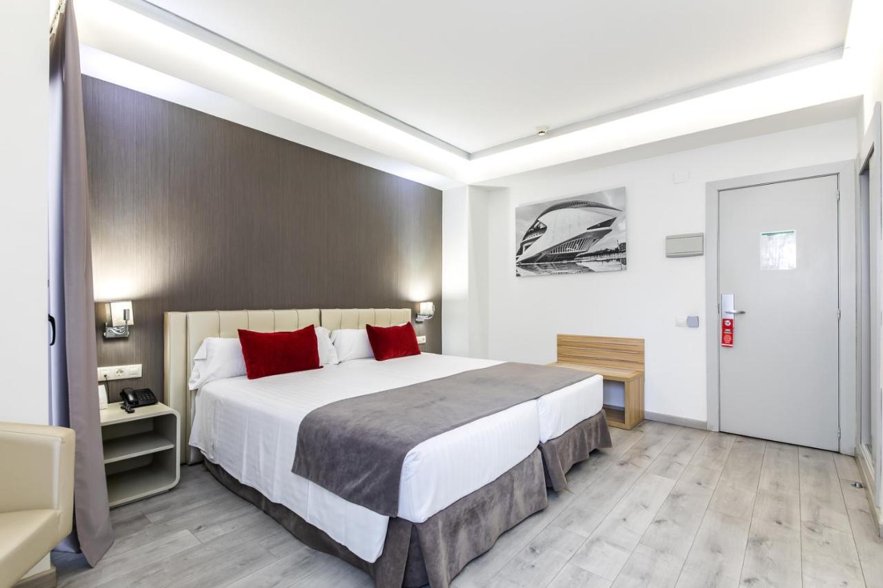 Double or Twin Room,1385506973:JPEG
