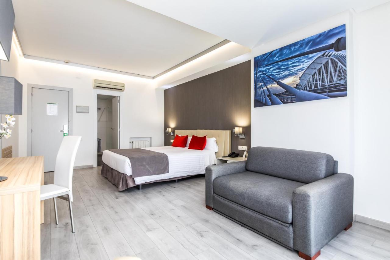 Superior Double or Twin Room,1588102538:JPEG