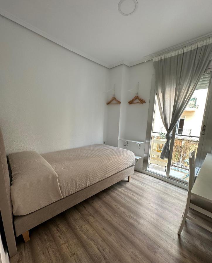 Single Room Shared Terrace