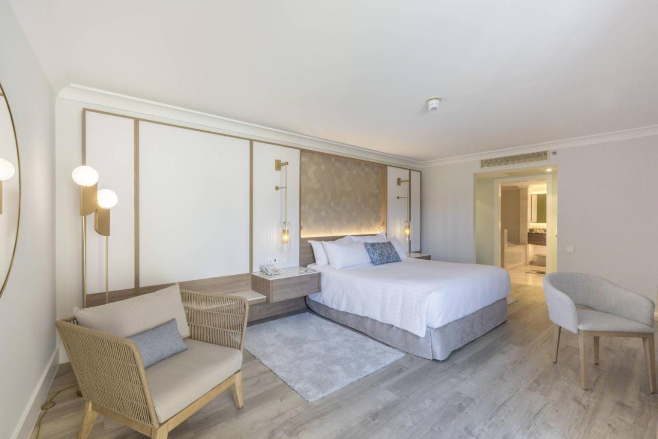 Standard King Suite Sofa Bed Balcony Inland View,1415189055:JPEG