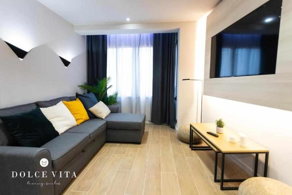 Two-Bedroom Apartment,1072755697:JPEG
