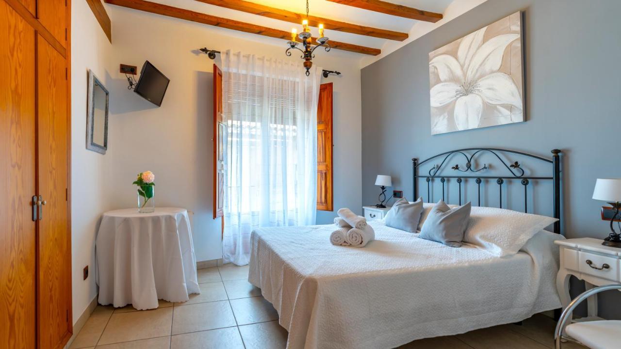 Double Room,1426453230:JPEG