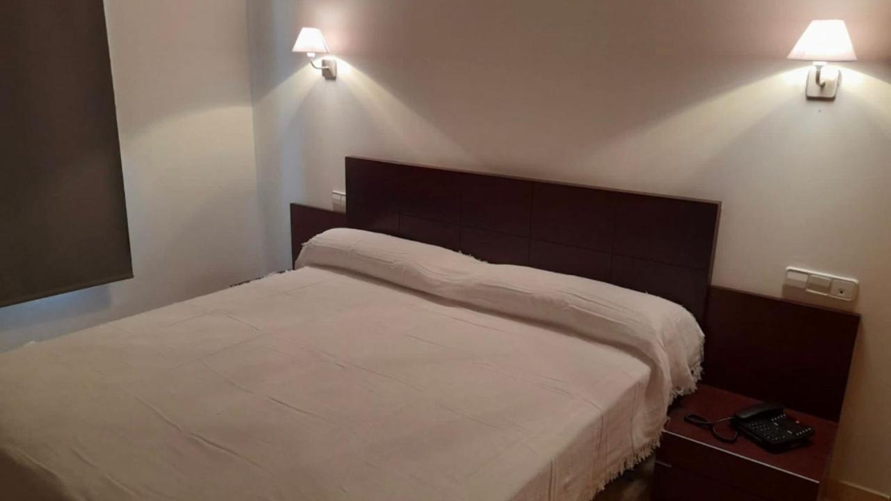 Double Room,1467205367:JPEG