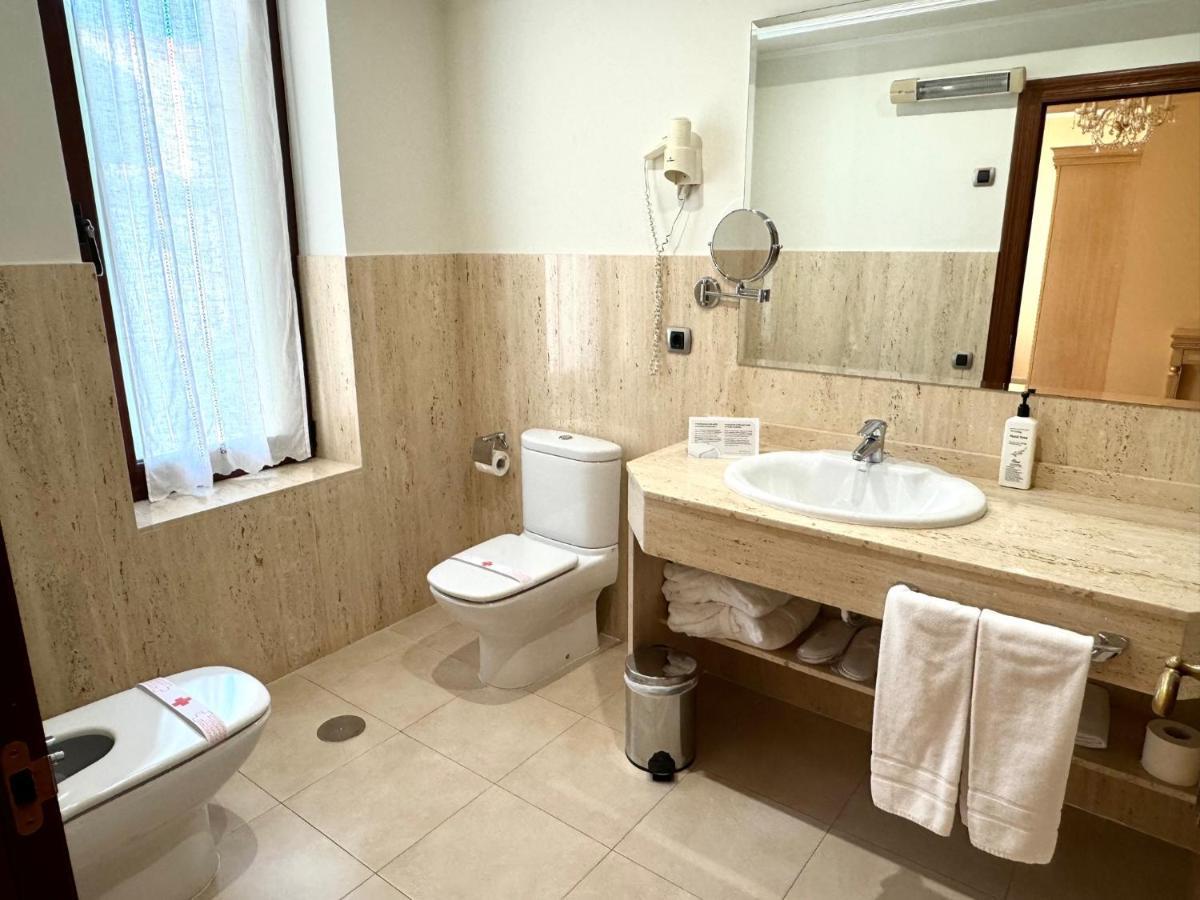 Junior Suite,1498794445:JPEG