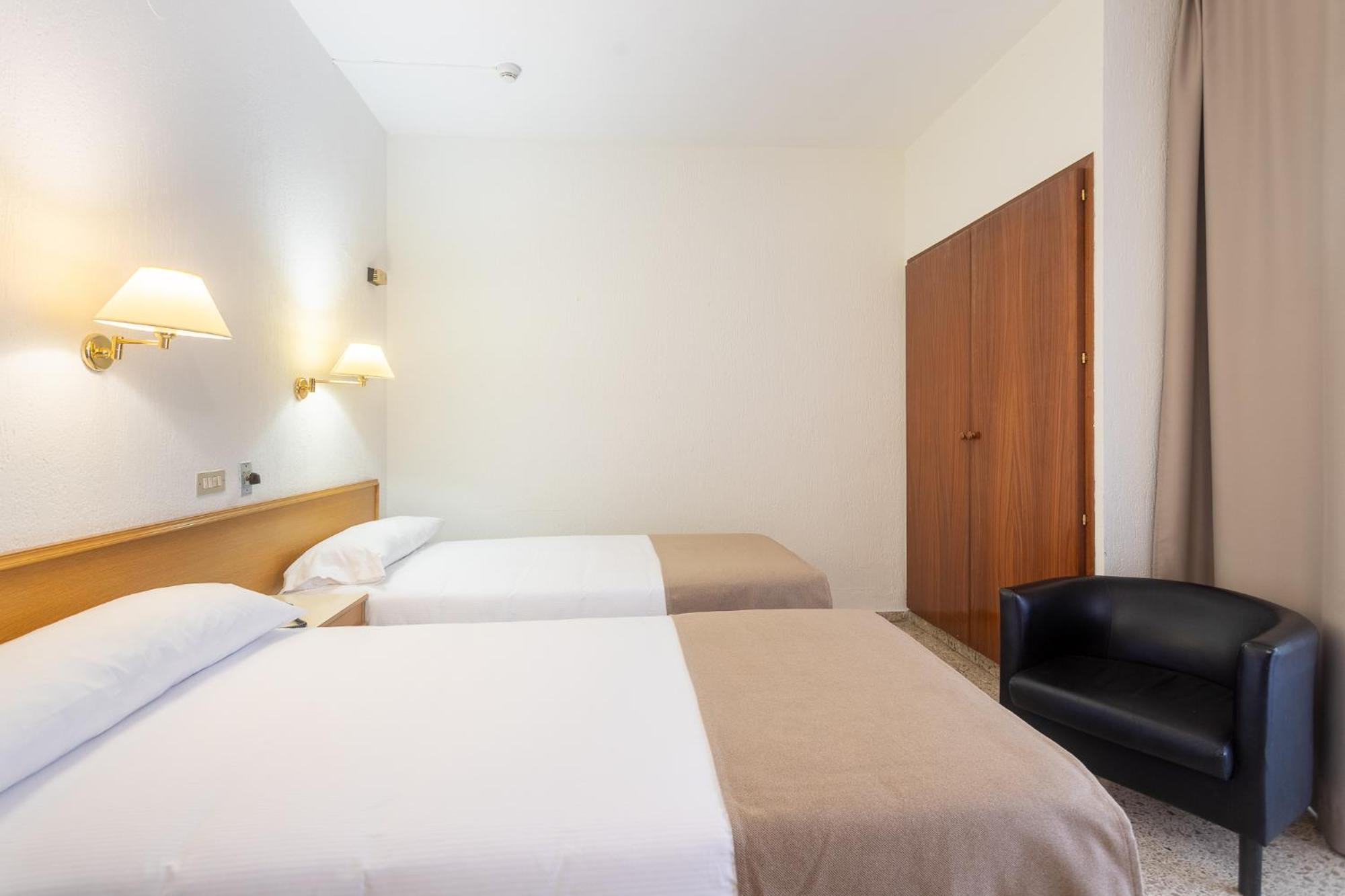 Twin Room,1010989234:JPEG
