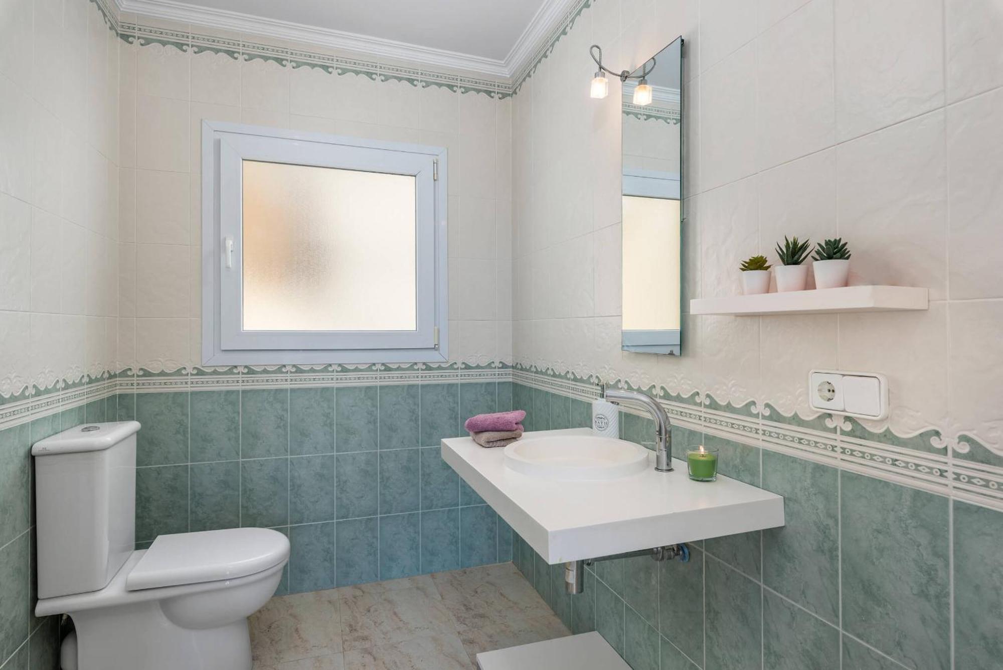 Villa with Sea View,1522214470:JPEG