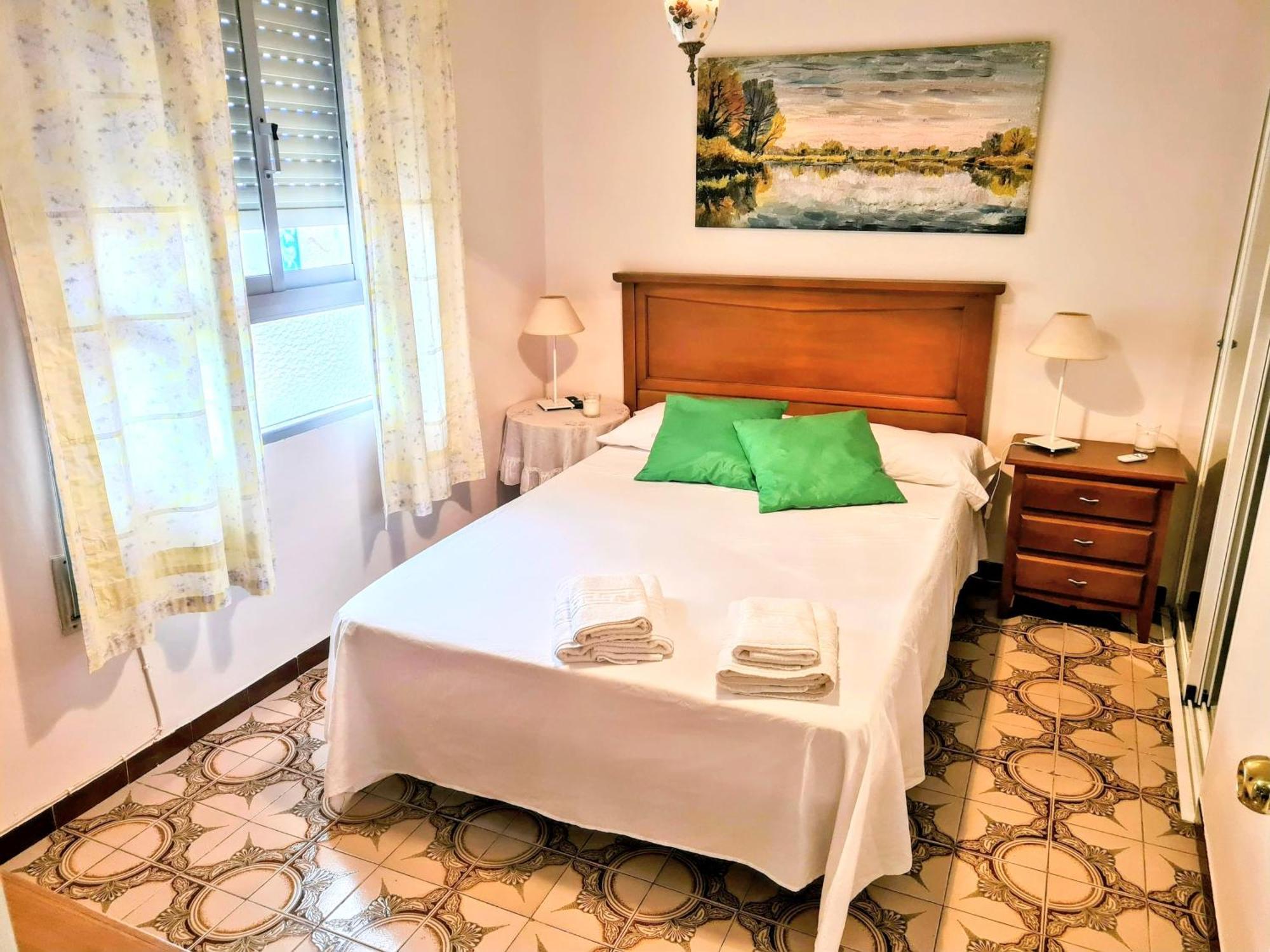 One-Bedroom Apartment,1572042926:JPEG