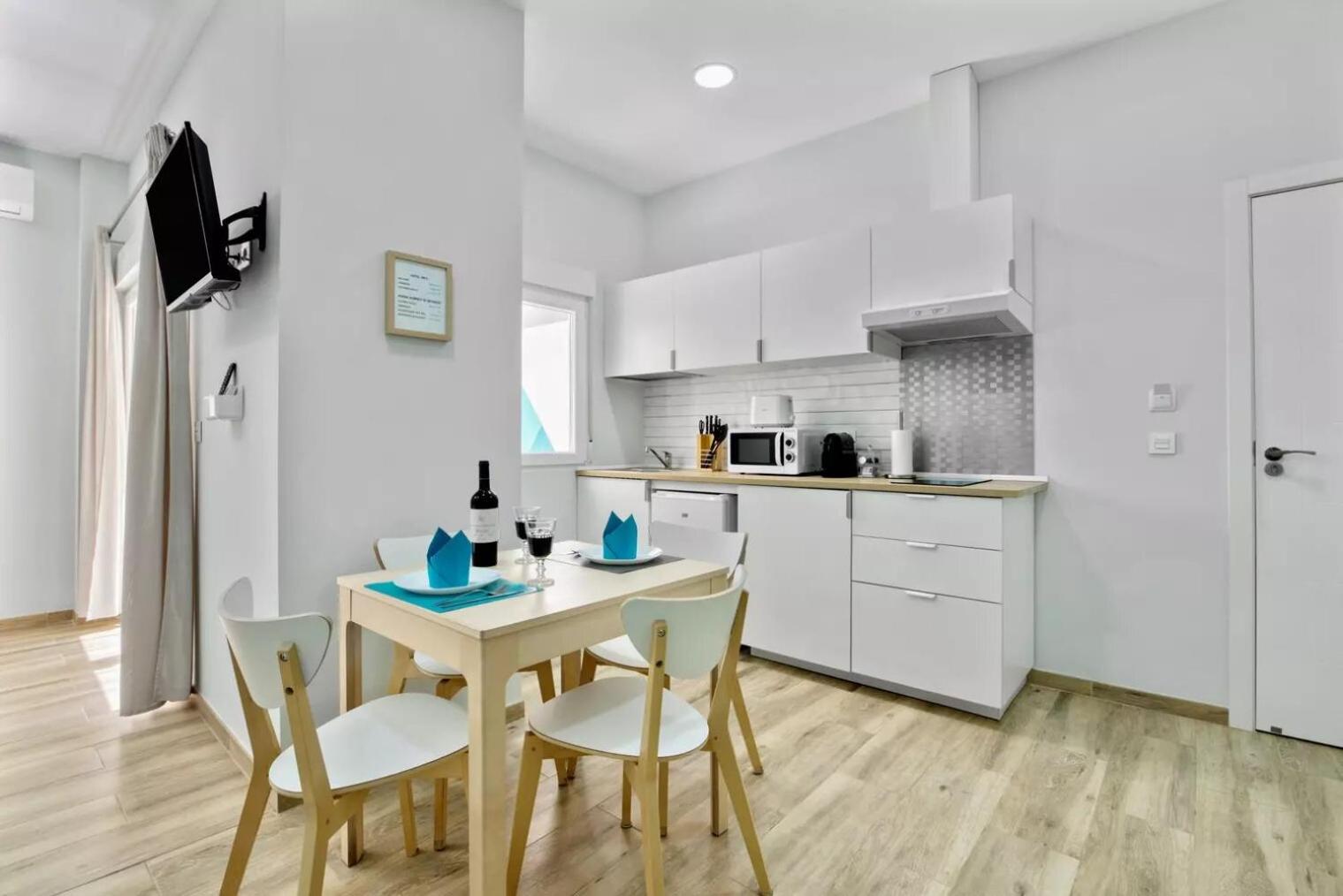 Studio Balcony,1556468638:JPEG