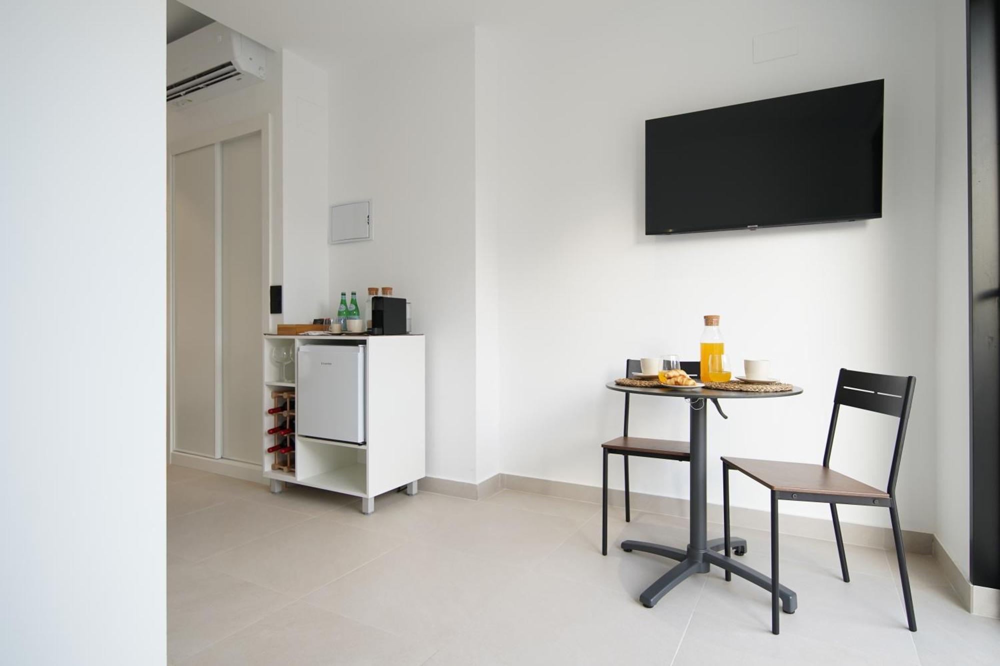 Superior King Suite