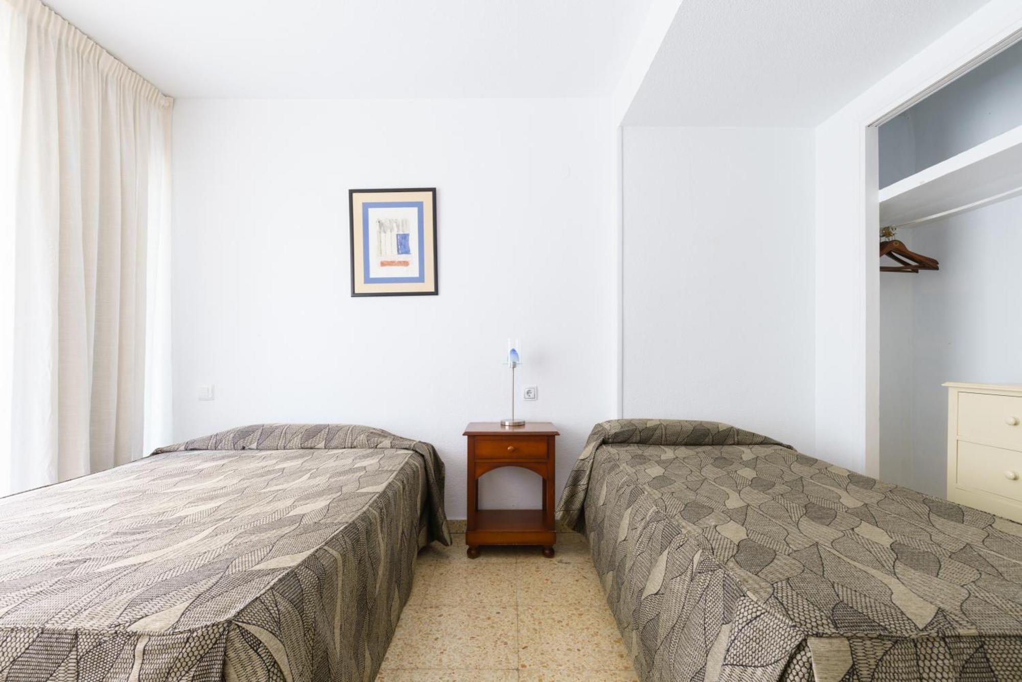 Standard Three-Bedroom Apartment,1586120861:JPEG