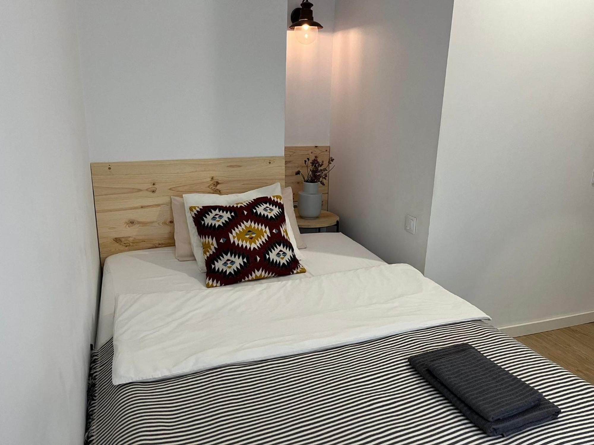 Single Room,1503377926:JPEG