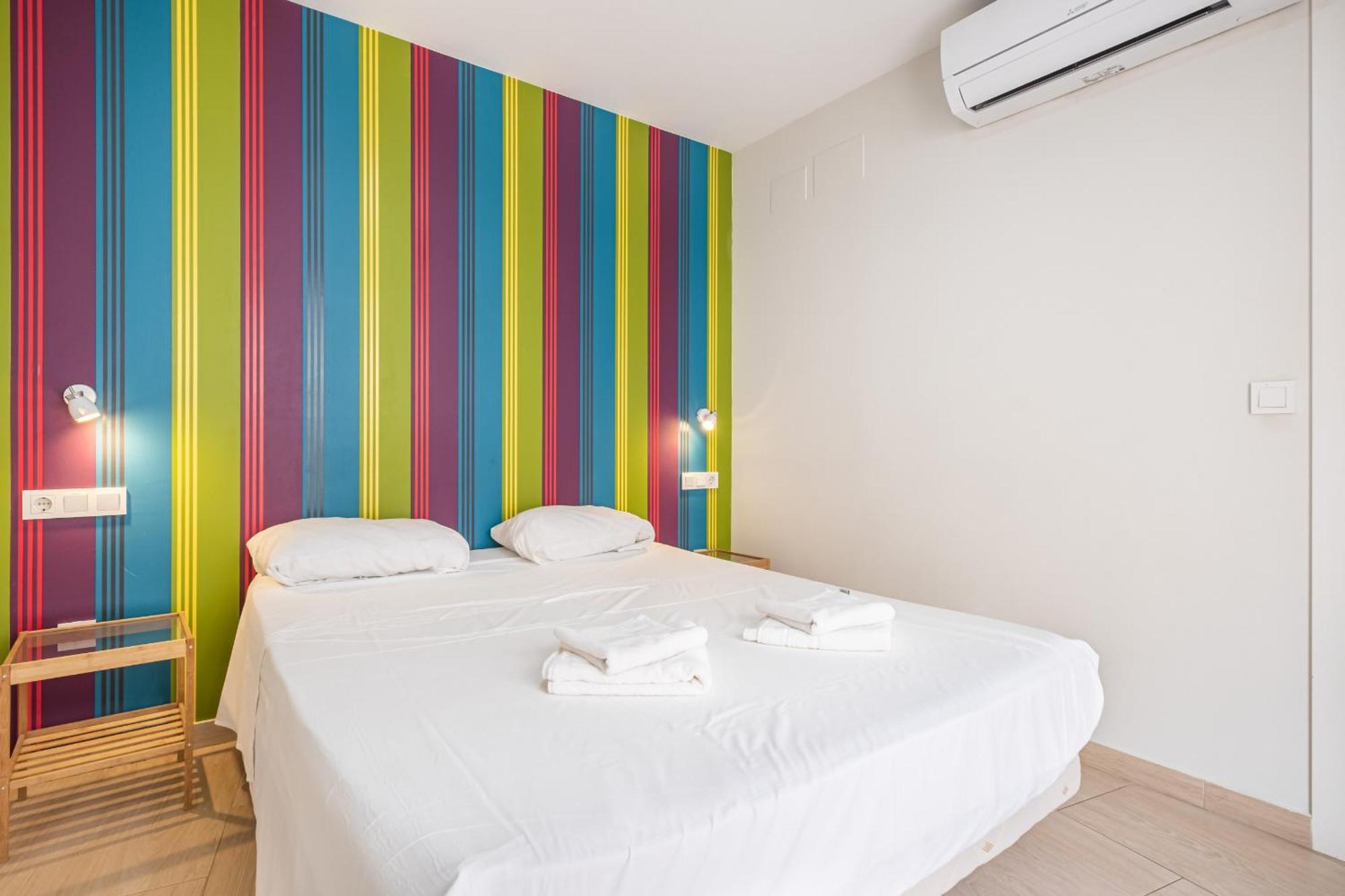 One-Bedroom Apartment,1590567457:JPEG
