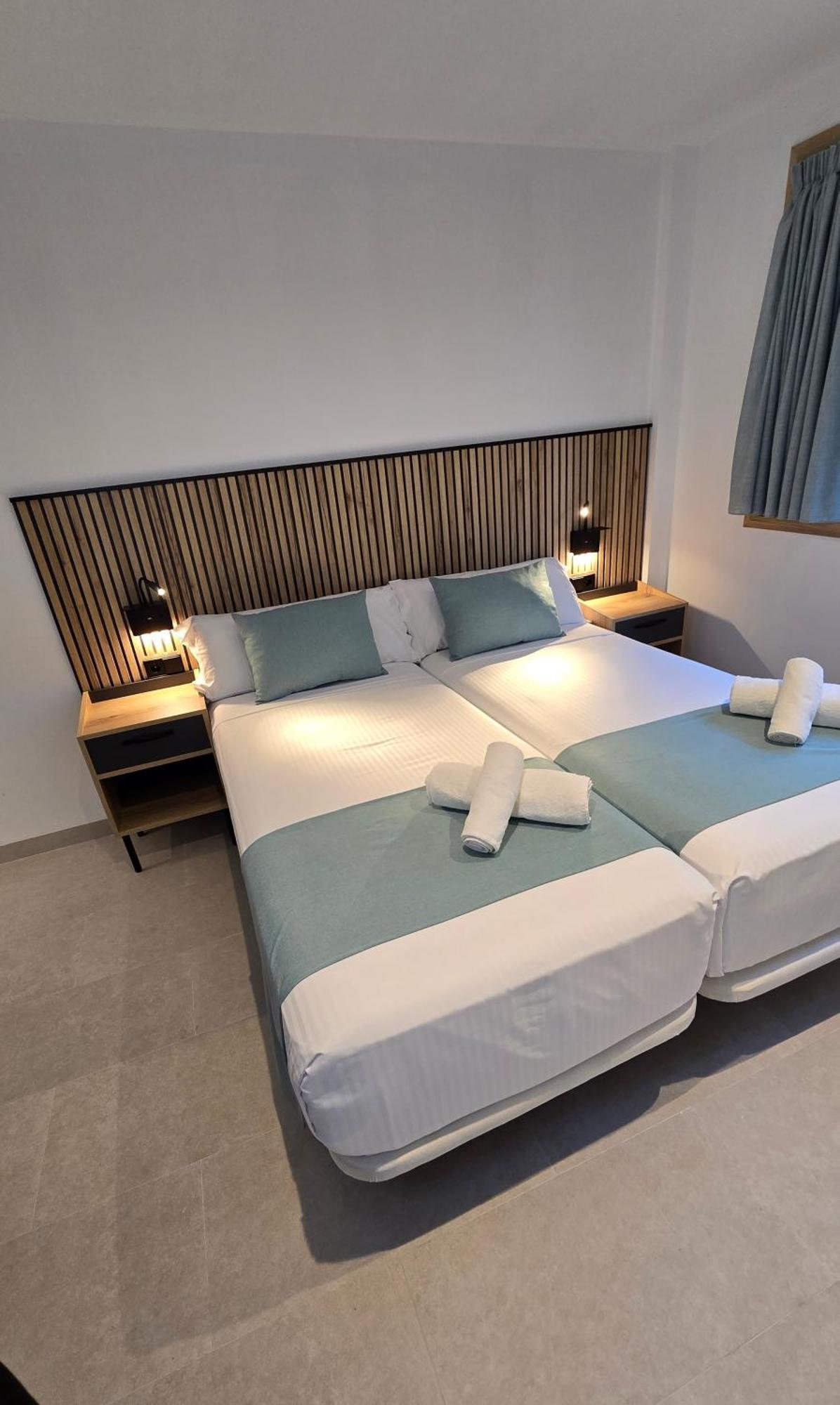 Deluxe Tweepersoonskamer met 2 Aparte Bedden