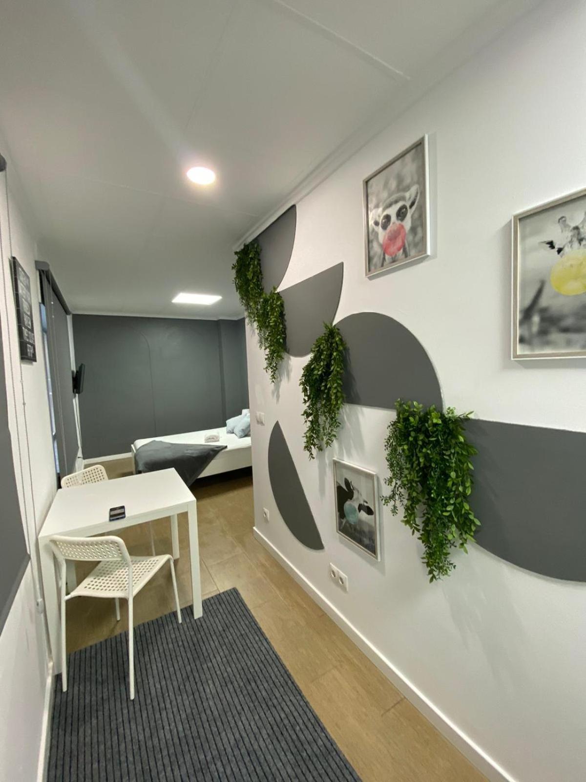 Family Room,1596339813:JPEG