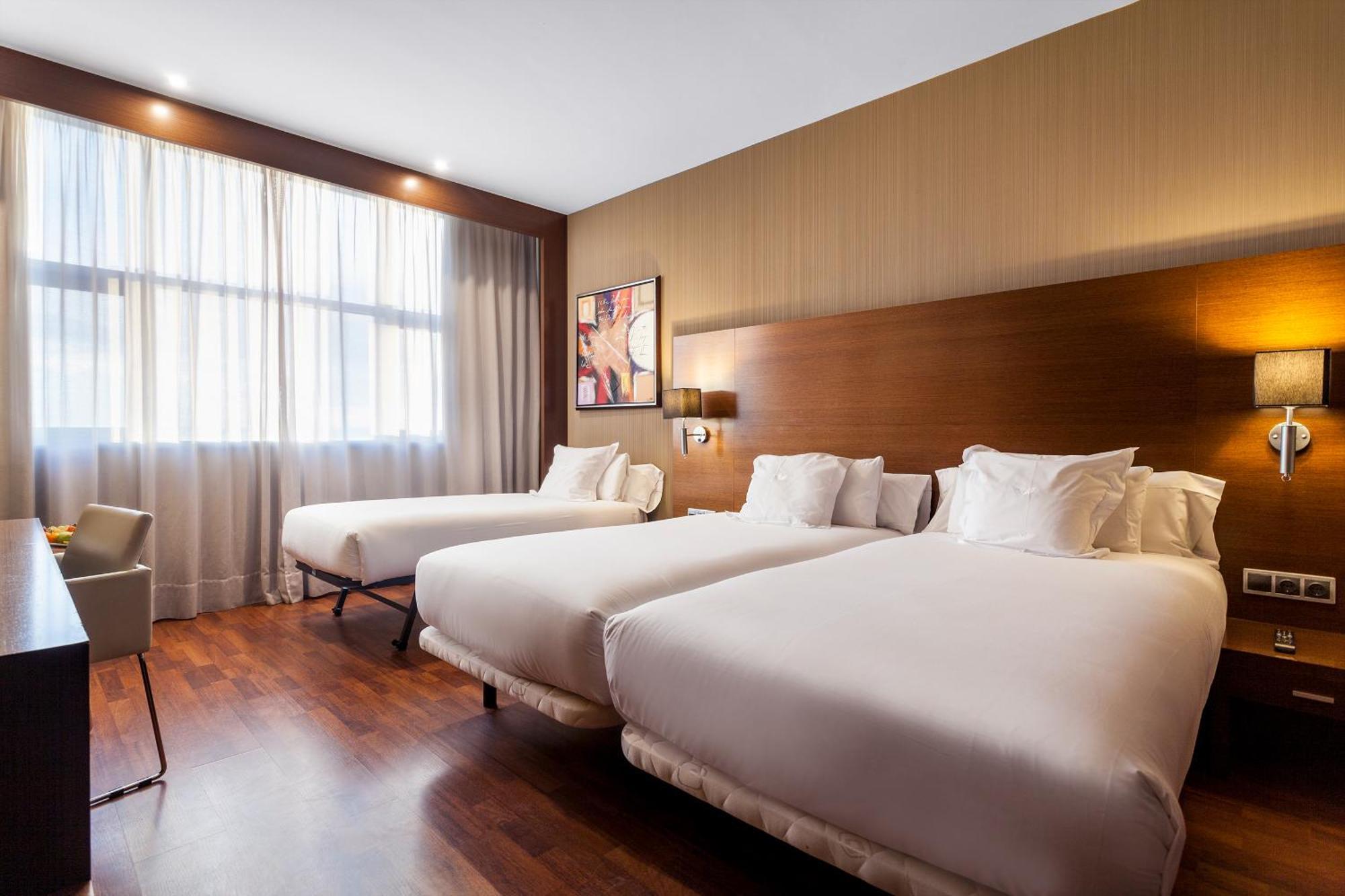Triple Room,1602364970:JPEG