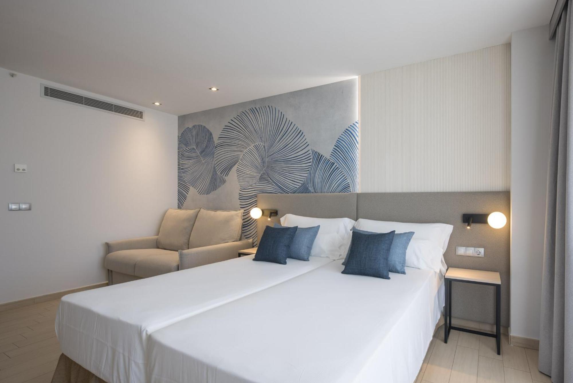 Double or Twin Room Sea View,1612955595:JPEG