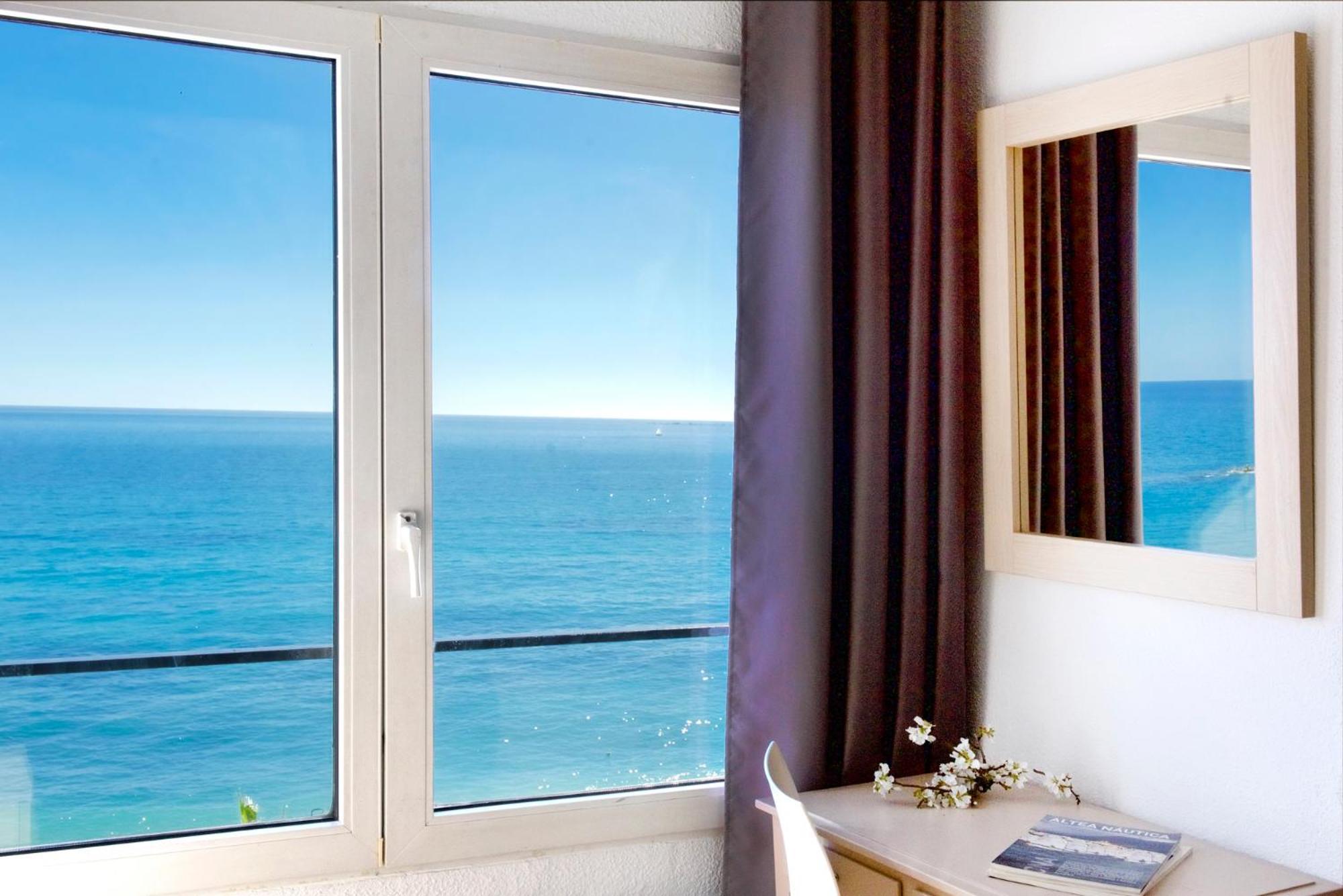 Twin Room Sea View