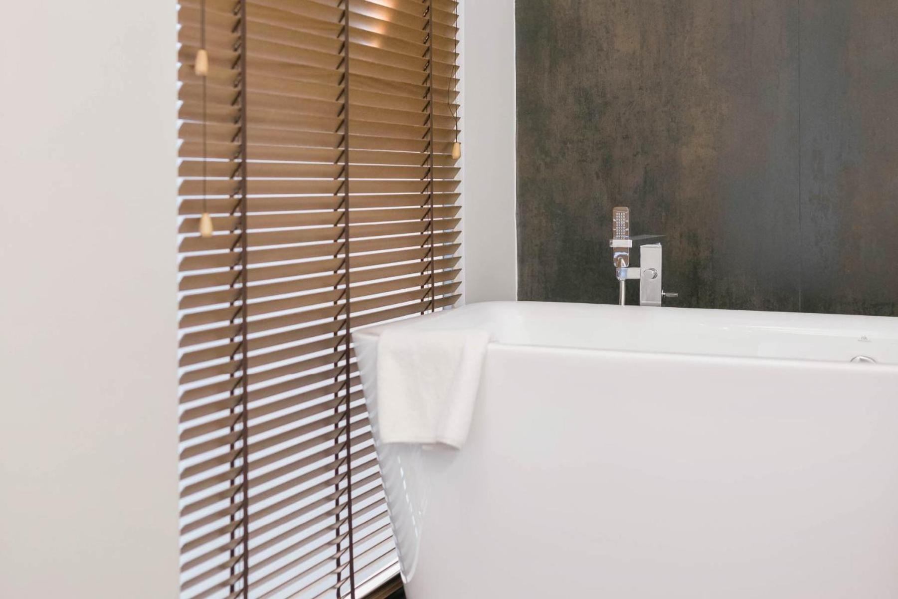 Penthouse Suite,1615398892:JPEG