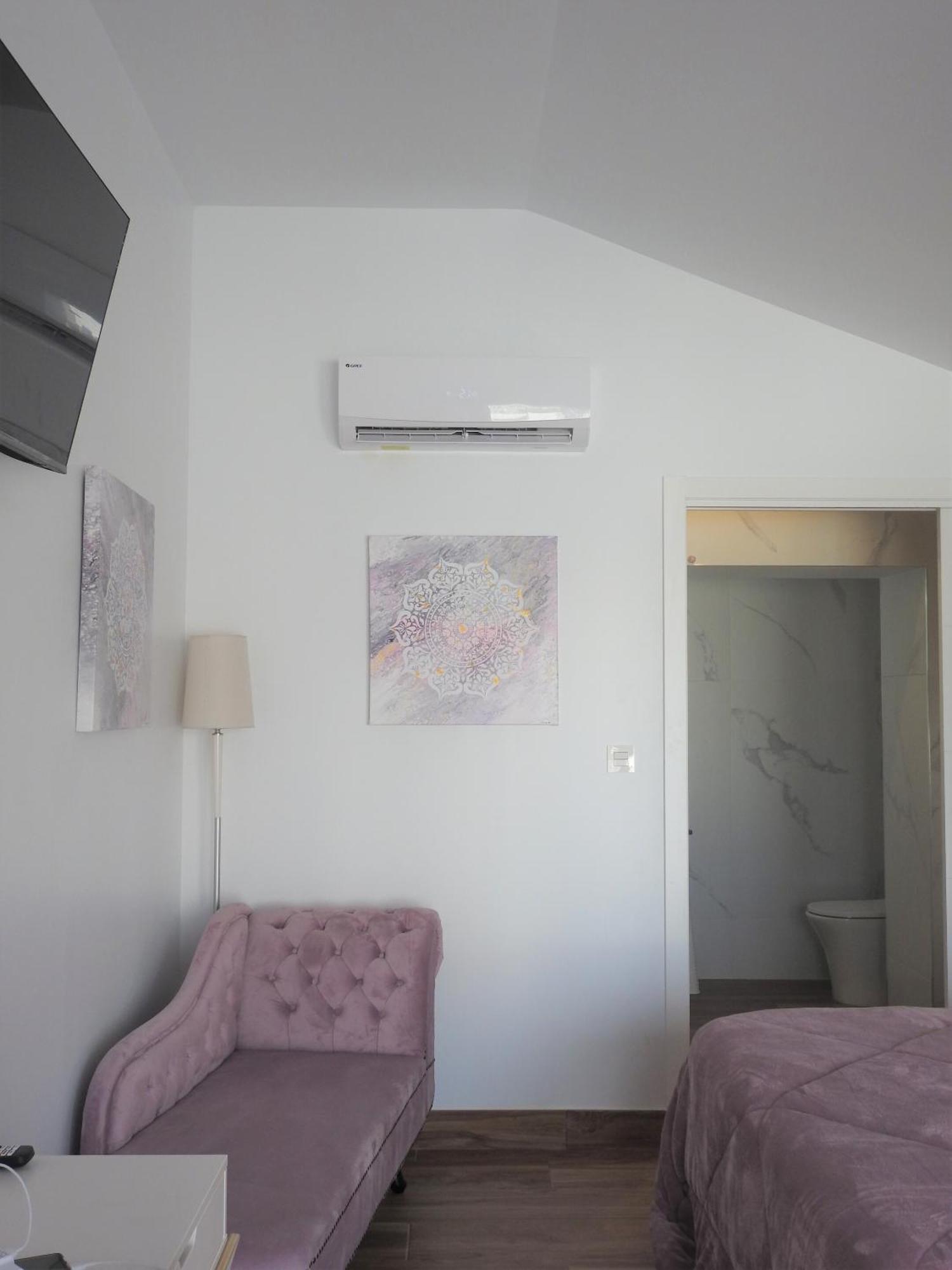 Large Double Room