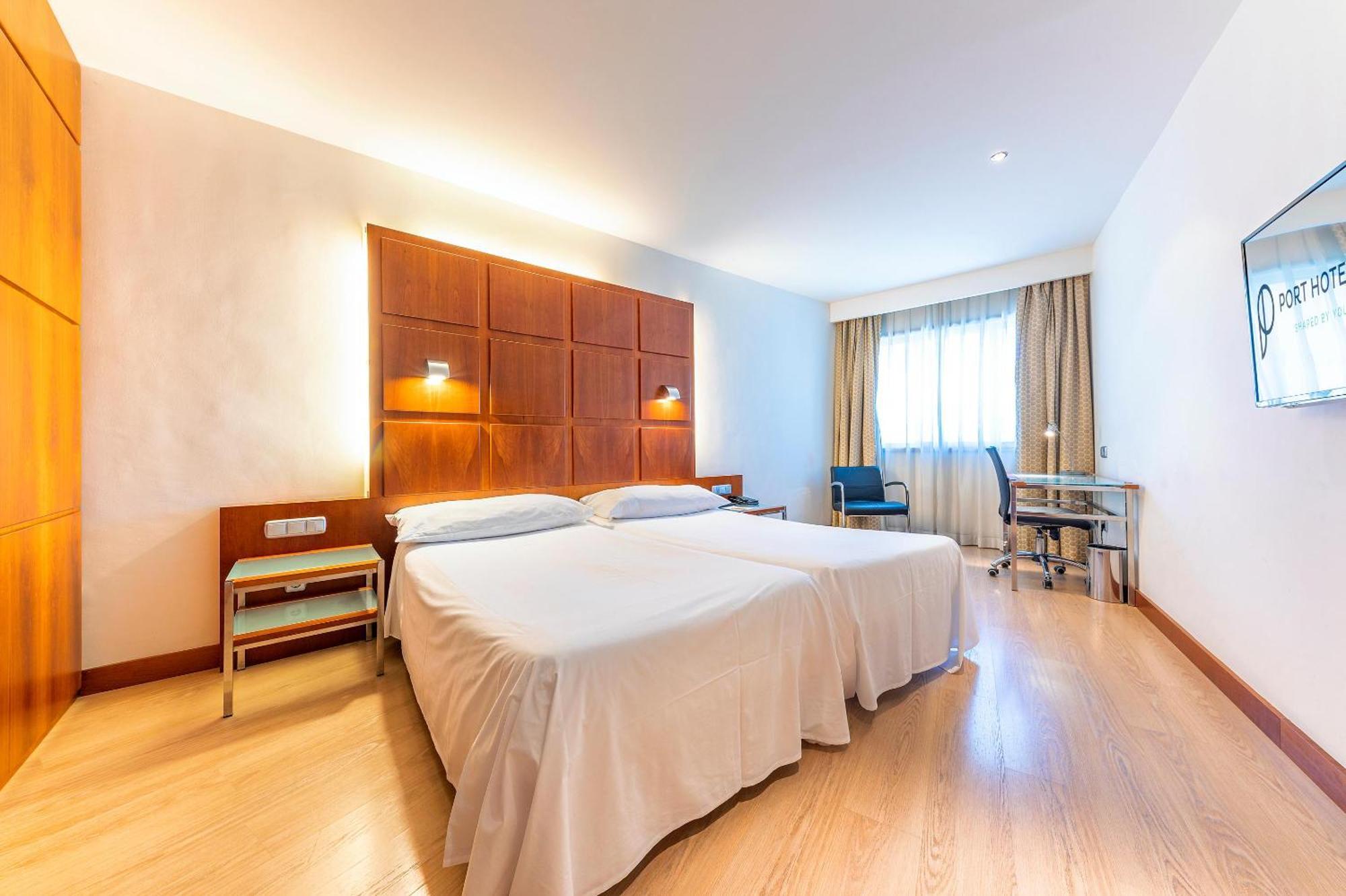 Premium Double or Twin Room Airport Transfer,1636734975:JPEG