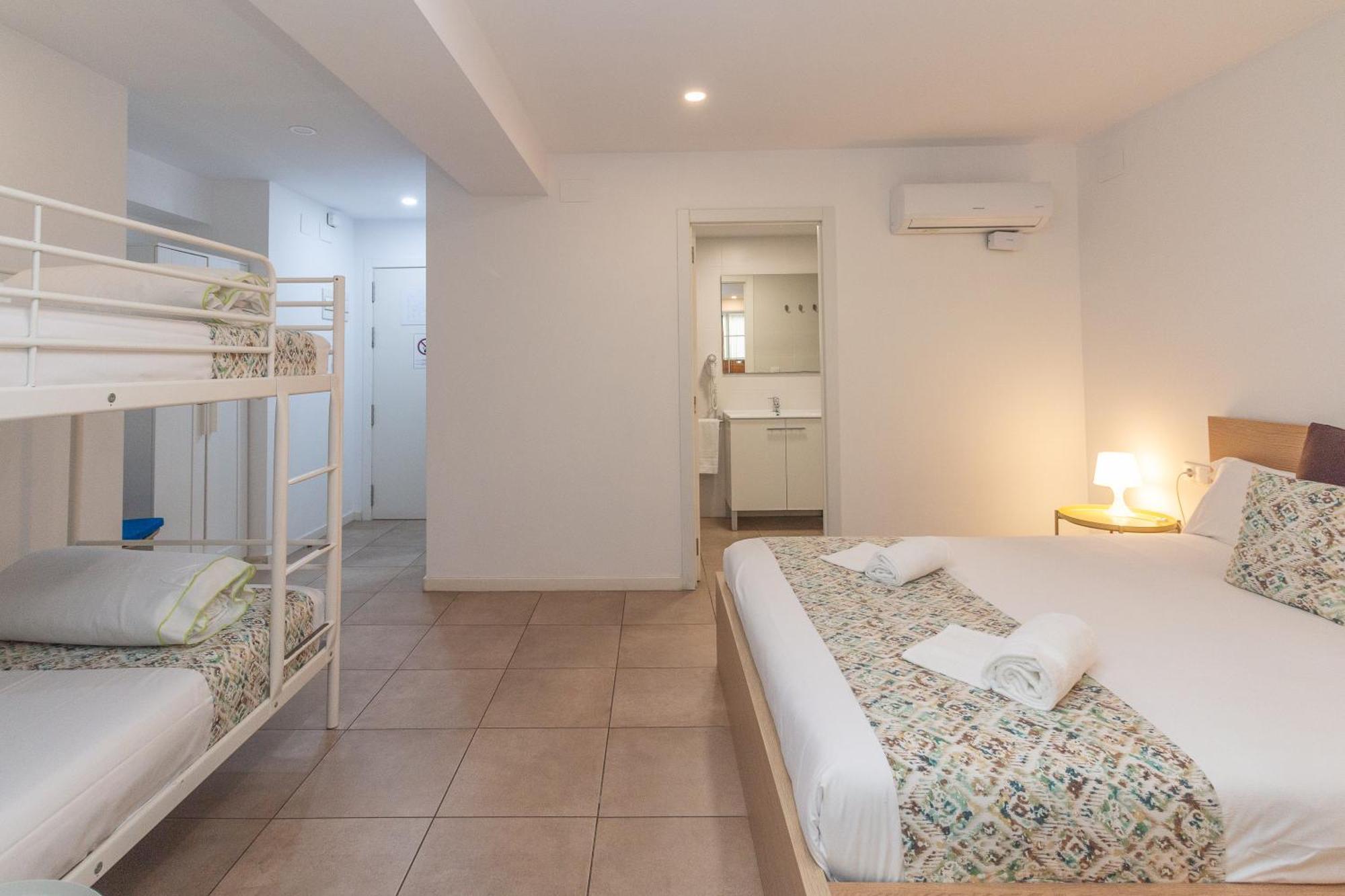 Family Studio,1641769162:JPEG