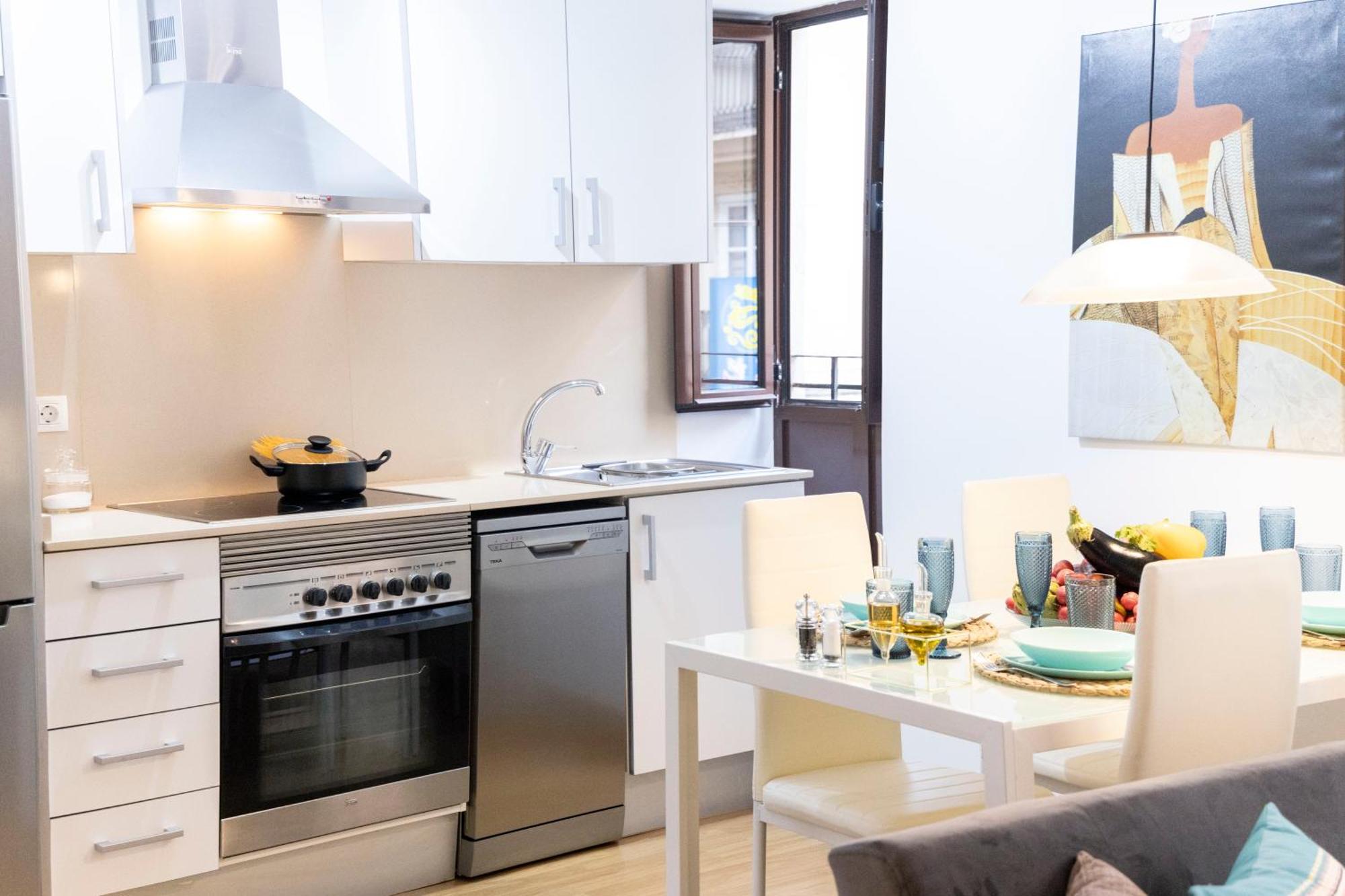 Apartment with Balcony,1644496065:JPEG